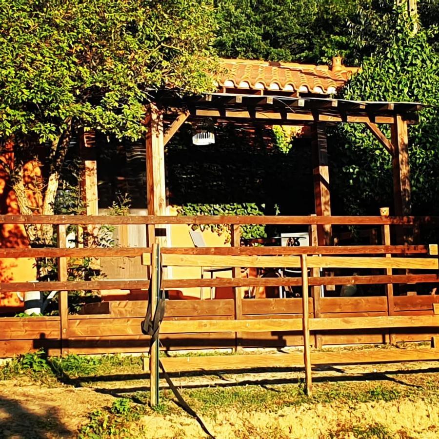 Chambre D'Hotes Le Petit Ranch Los Masos Ngoại thất bức ảnh